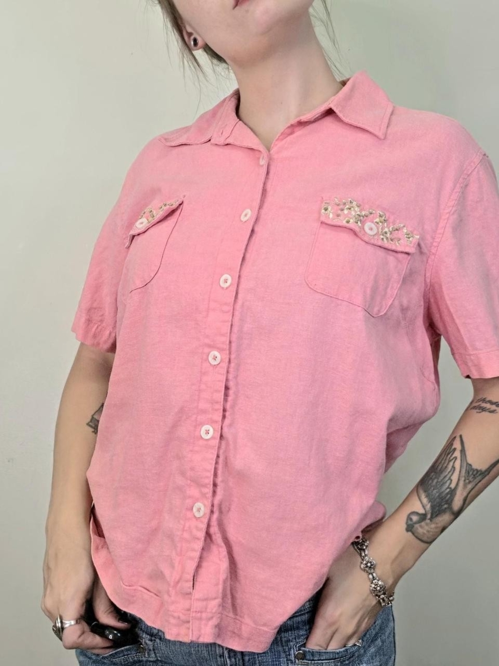 90s Vintage pink embroidered button up short sleeve top